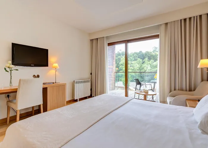 茹拉尔里奥酒店 4*