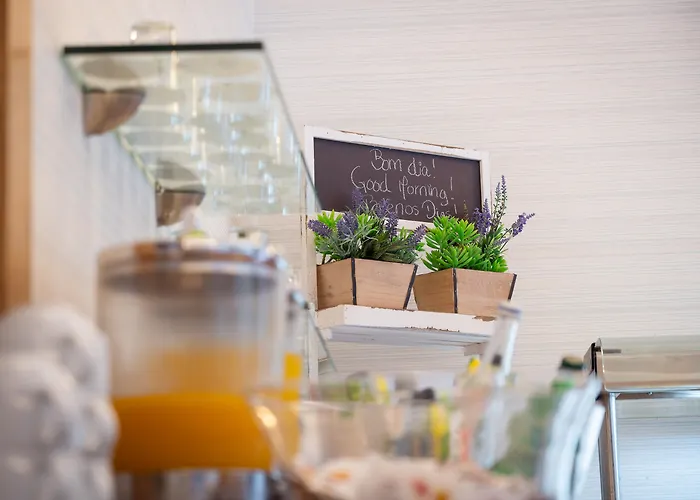 茹拉尔里奥酒店 酒店 4*