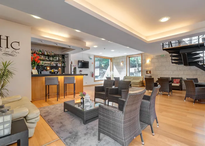 茹拉尔里奥酒店 酒店