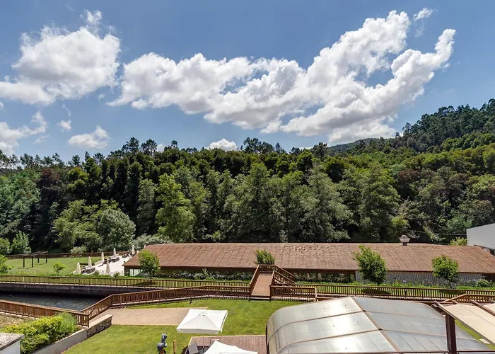 茹拉尔里奥酒店 4*