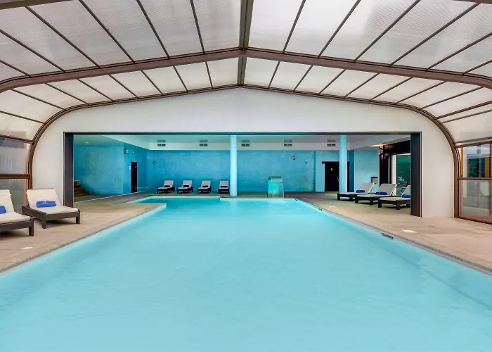 茹拉尔里奥酒店