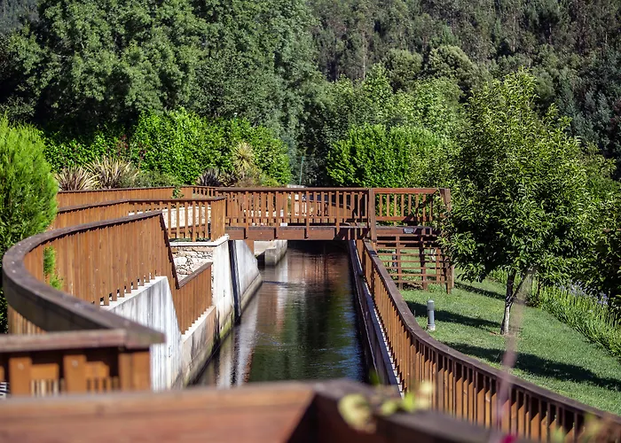 茹拉尔里奥酒店 奥利韦拉-迪阿泽梅什