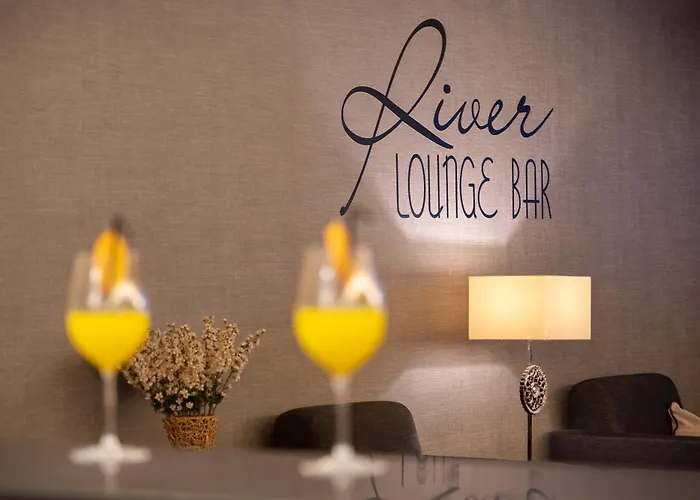 茹拉尔里奥酒店 酒店