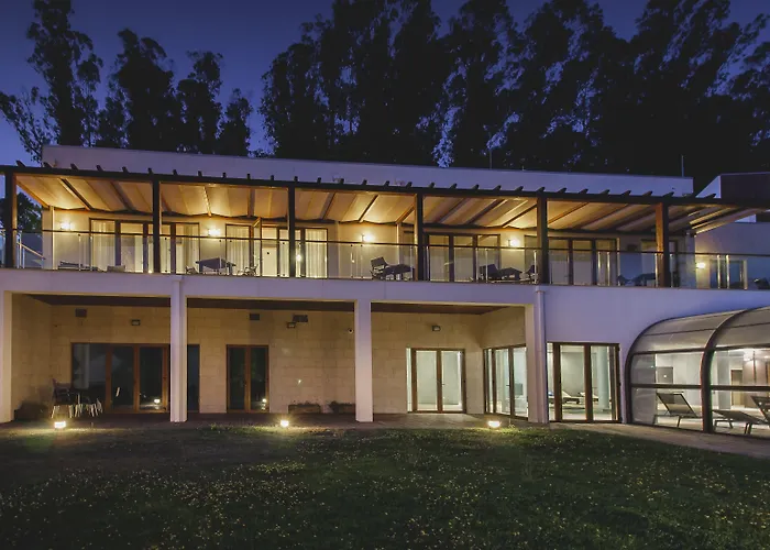 茹拉尔里奥酒店 酒店